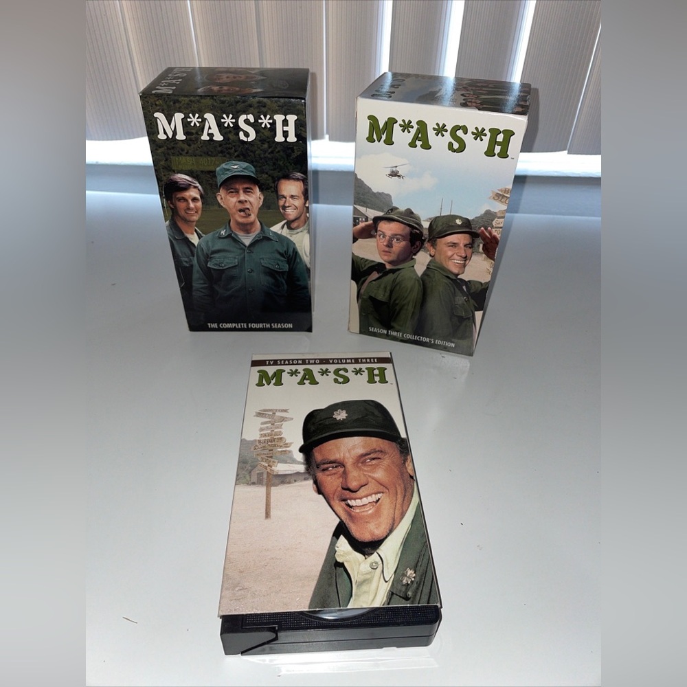 LOT Of MASH Season 3 & 4 VHS 2003 3-Tape Set Three Volume Set collectors Edition